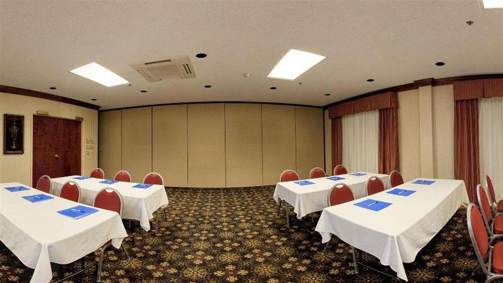 Holiday Inn Express Hotel & Suites Scott-Lafayette West By Ihg Экстерьер фото